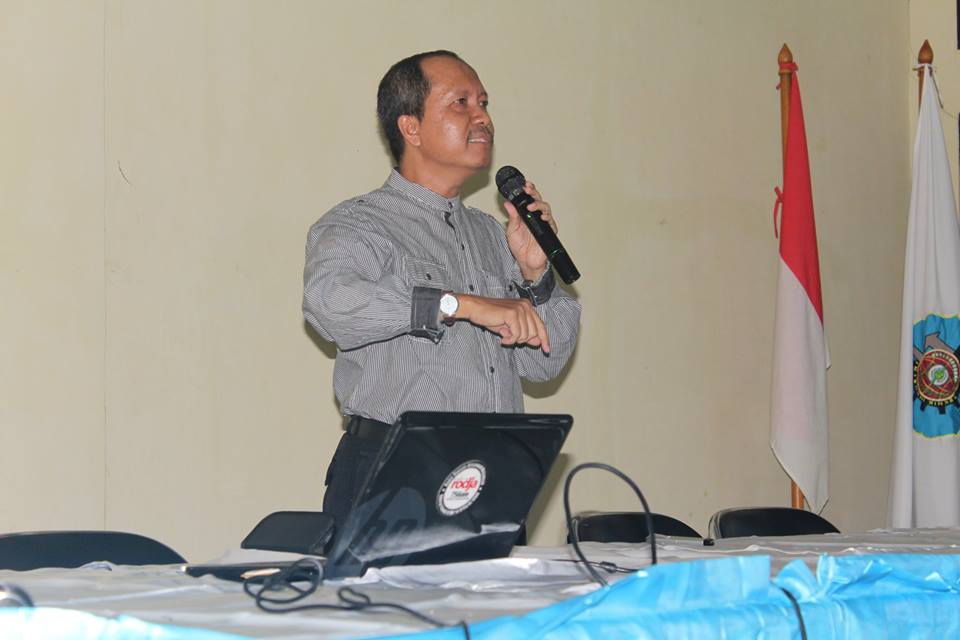 ustadz awang surya